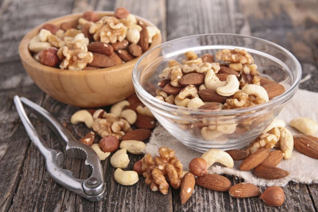 Scientific reasons why nuts are great for weight loss