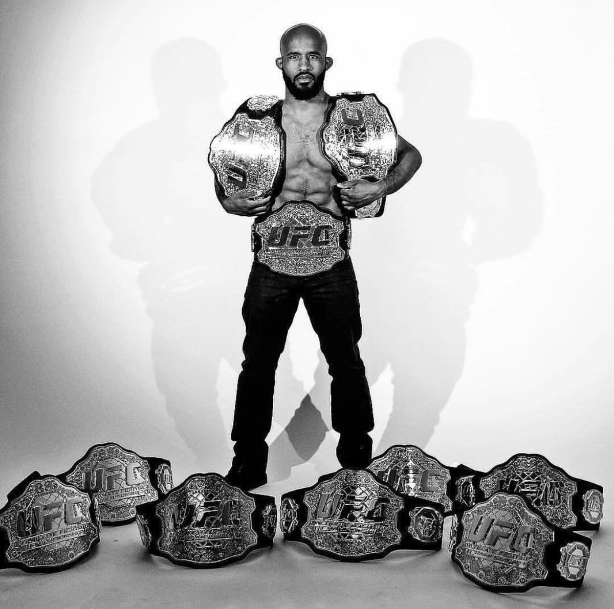 Demetrious Johnson gets his ten UFC title belts