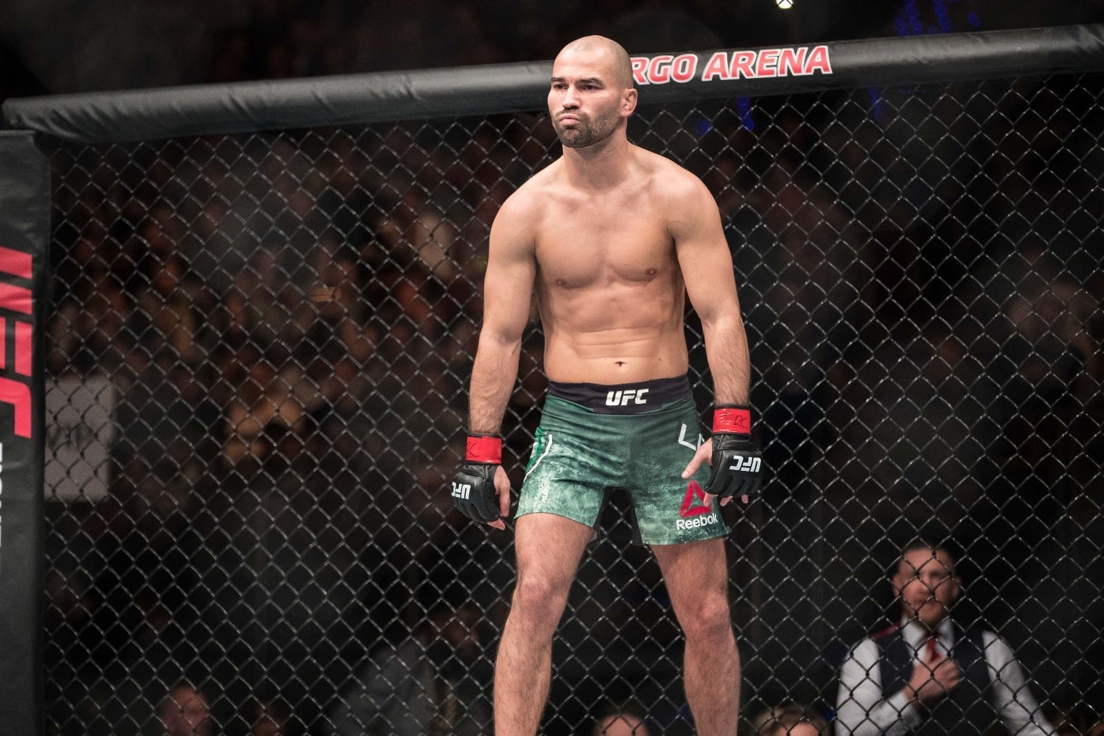 Dù đã rời UFC, Artem Lobov vẫn bị Ben Askren chọc ngoáy