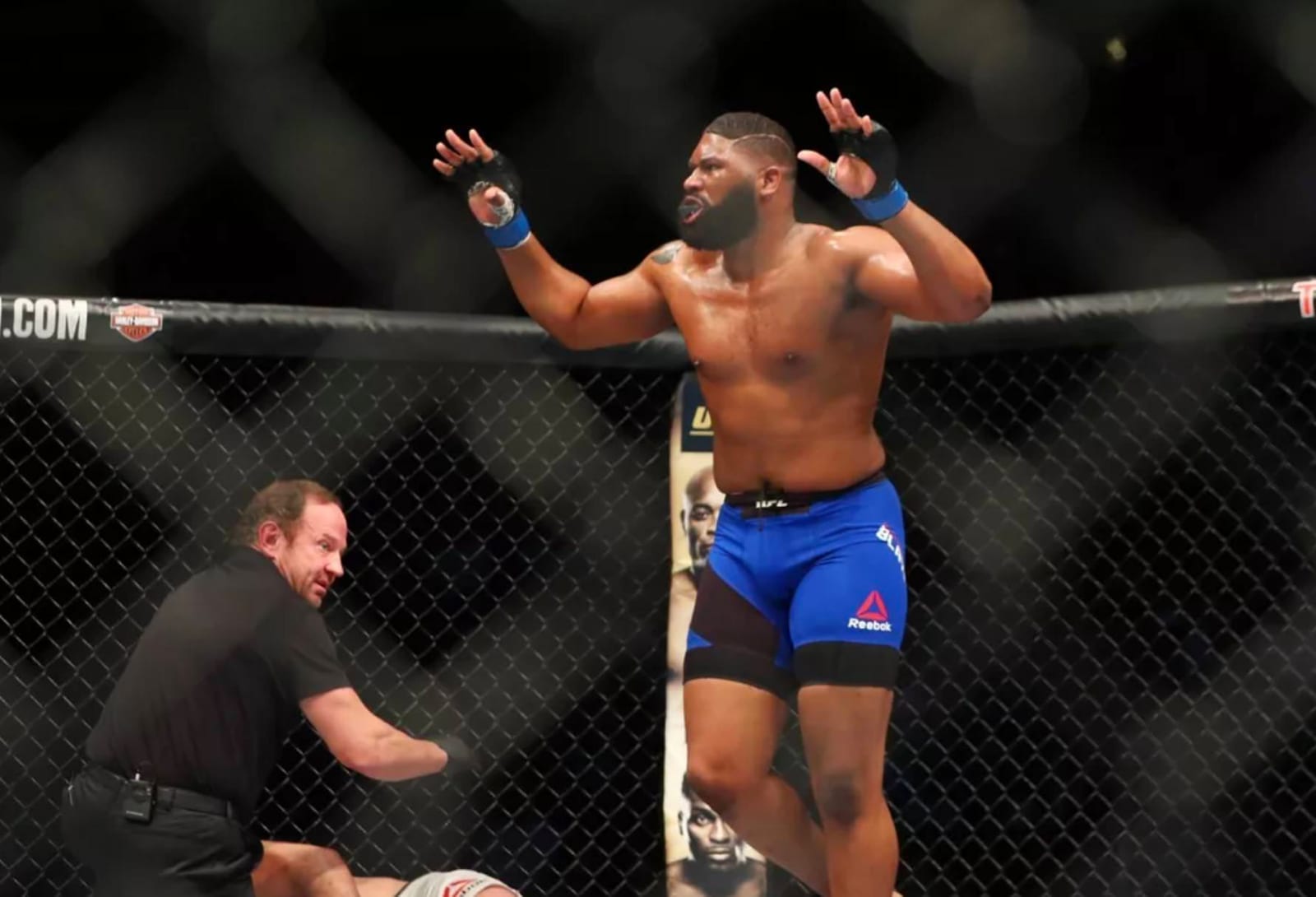 Curtis Blaydes Francis Ngannou Hits Harder Than Mark Hunt Does Themaclife