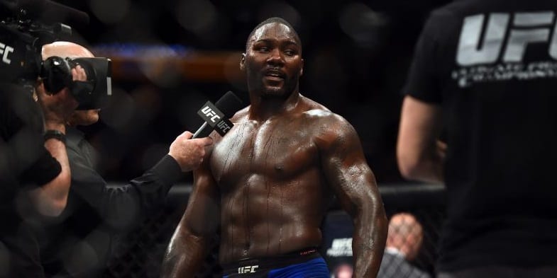 anthony rumble johnson pierdere în greutate travis garza pierdere de grăsime camp miami