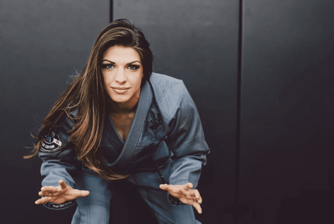 Mackenzie Dern - Post training beach time in my